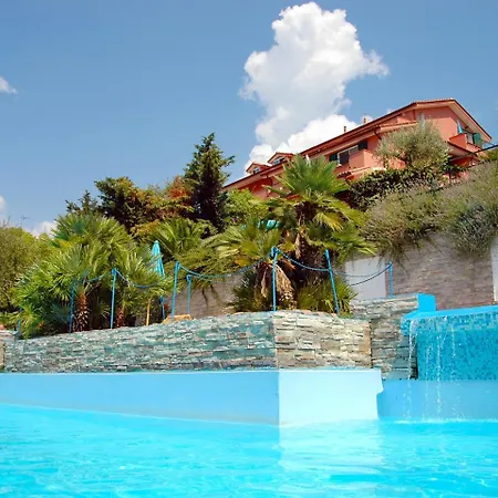 Locazione Turistica Ginestra Apartman *